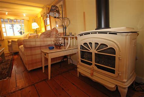 gas stove realty